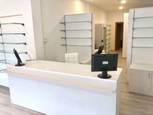 Arredamento farmacie e negozi